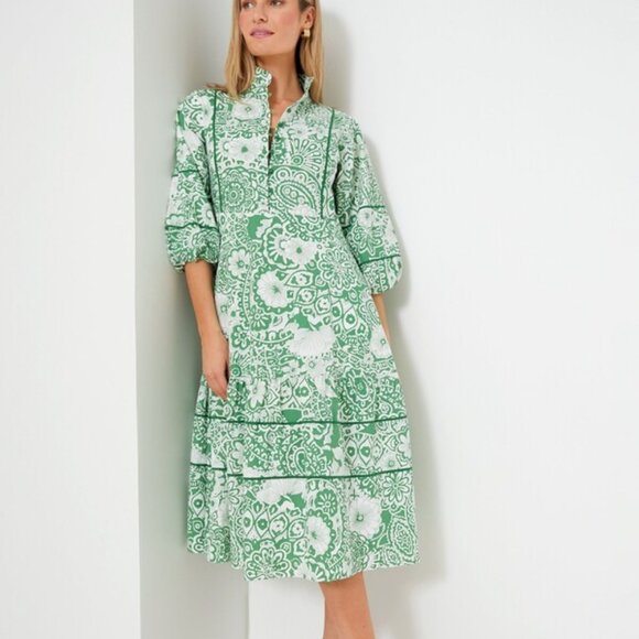 Tuckernuck Dresses & Skirts - Tuckernuck Hyacinth House Hillsborough Midi Dress in Green Floral size Large (L)